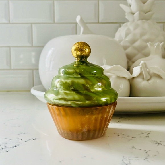 Anthropologie Cupcake Gourmand Ginger Cookie
Glass - Picture 2 of 14